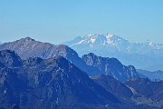 44 Zoom verso il Grignone, il Rosa e il Cervino